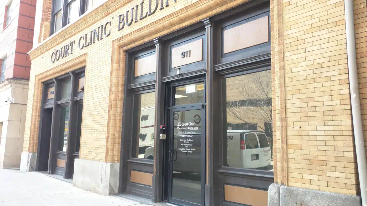 Court Clinic